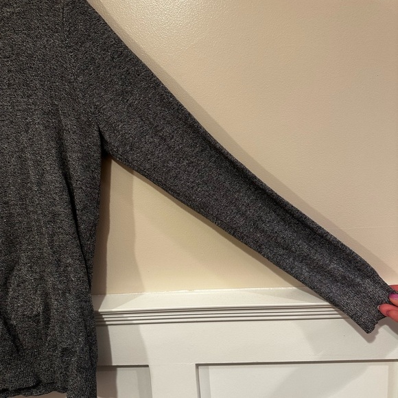 Gray Casual Sweater - Picture 4 of 5